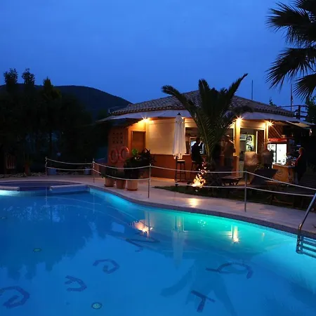 Grand Nefeli Aparthotel